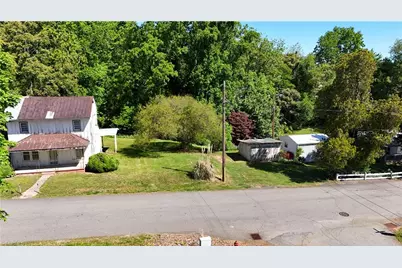 302 & 304 W Woltz Street, Dobson, NC 27017 - Photo 1