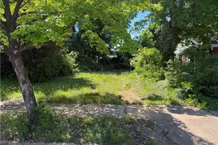 426 W 25th St, Winston-Salem, NC 27105 - Photo 1