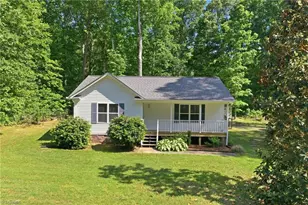 2802 Oak Pointe Ln, Mebane, NC 27302 - Photo 1