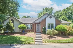 714 Woodbury Knolls Dr, Winston-Salem, NC 27104 - Photo 1