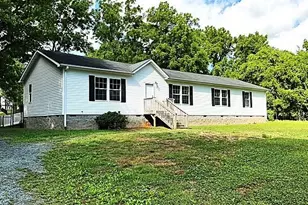 1819 Brier Ln, Graham, NC 27253 - Photo 1