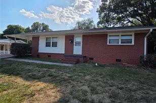 2812 Emerson St, Winston-Salem, NC 27107 - Photo 1
