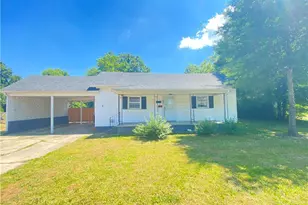 1208 Ridge Ave, Eden, NC 27288 - Photo 1