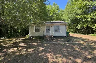 330 Lewisville Clemmons Rd, Lewisville, NC 27023 - Photo 1