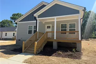2229 Motley St, Burlington, NC 27217 - Photo 1