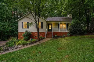 431 Lakecrest Dr, Kernersville, NC 27284 - Photo 1