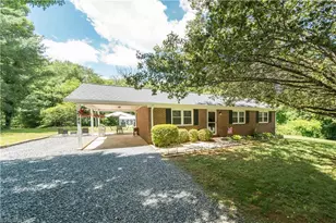2186 Vienna Dozier Rd, Pfafftown, NC 27040 - Photo 1