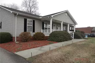 215 Wilkesboro St, Mocksville, NC 27028 - Photo 1