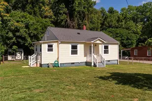 415 First St, Mebane, NC 27302 - Photo 1