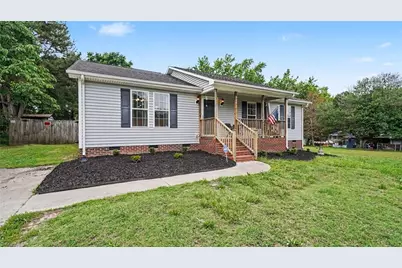 809 Carolina Avenue, Thomasville, NC 27360 - Photo 1