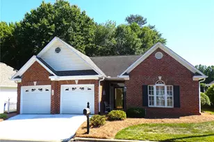 128 Sterling Point Ct, Winston-Salem, NC 27104 - Photo 1