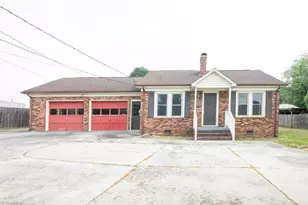 520 Old Liberty Rd, Asheboro, NC 27203 - Photo 1