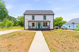 112 Jefferson St, Burlington, NC 27217 - Photo 1