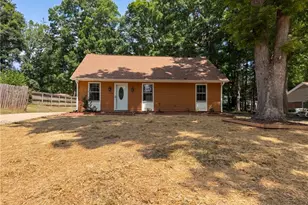 4708 Chaucer Dr, Greensboro, NC 27407 - Photo 1