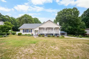 1809 Pope Ln, Kernersville, NC 27284 - Photo 1
