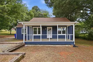 615 N Churton St, Hillsborough, NC 27278 - Photo 1