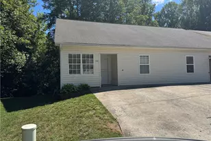 196 Bethania Oaks Cir, Pfafftown, NC 27040 - Photo 1