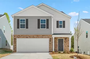 631 Beechwood Cir, Thomasville, NC 27360 - Photo 1