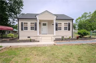 564 McDermott St, Asheboro, NC 27205 - Photo 1