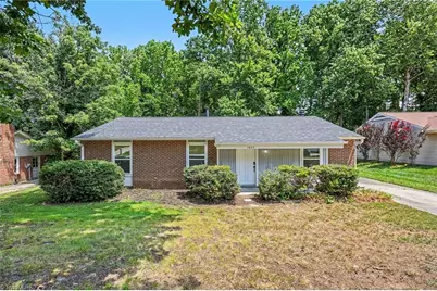 1605 Stoneybrook Drive, High Point, NC 27265 - Photo 1