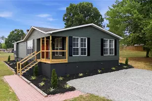 4390 Glenford Dr, Winston-Salem, NC 27107 - Photo 1
