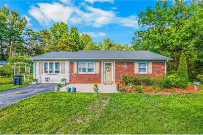 2421 Sandy Court, Kernersville, NC 27284 - Photo 1