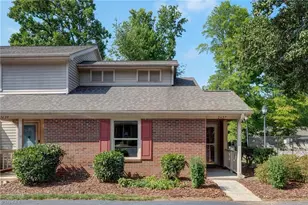 2627 Cottage Pl, Greensboro, NC 27455 - Photo 1