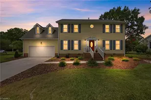 3815 Oak Forest Dr, High Point, NC 27265 - Photo 1