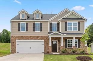 400 Grant Ryan Dr, Jamestown, NC 27282 - Photo 1