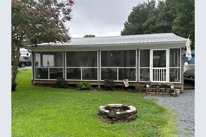 120 Cardinal Drive, New London, NC 28127 - Photo 1