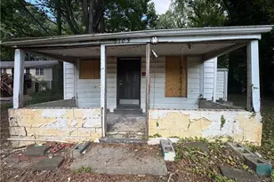 2709 Mcarthur Dr, Greensboro, NC 27406 - Photo 1