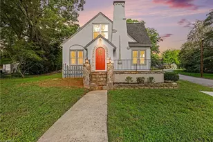210 Stone St, Thomasville, NC 27360 - Photo 1