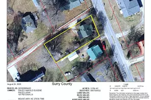 107 Petunia Ln, Mount Airy, NC 27030 - Photo 1
