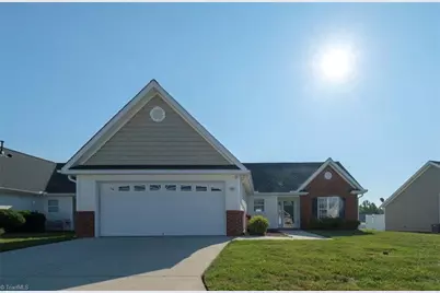 303 Locksley Court, Thomasville, NC 27360 - Photo 1