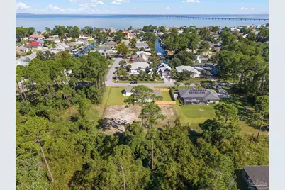 000 Rutgers Rd, Gulf Breeze, FL 32563 - Photo 4