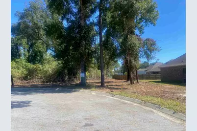 8486 Beech Tree Rd, Pensacola, FL 32526 - Photo 2