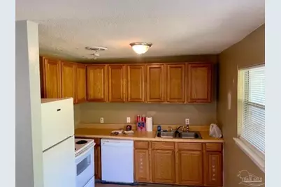 1165 Webster Dr, Pensacola, FL 32505 - Photo 10