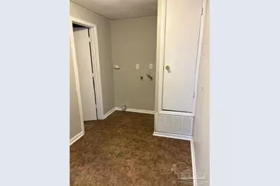 2709 N Davis Hwy, Pensacola, FL 32503 - Photo 4
