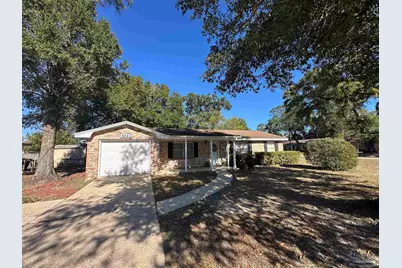 3590 Gatewood Dr, Pensacola, FL 32514 - Photo 2