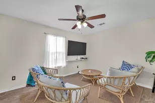 304 N E St, Pensacola, FL 32501 - Photo 2