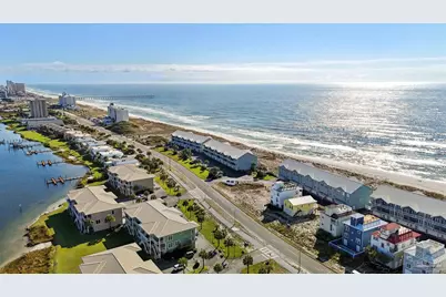 533 Ft Pickens Rd, Pensacola Beach, FL 32561 - Photo 18