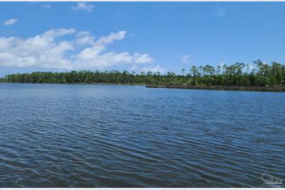 8855 Gerald Rd, Pensacola, FL 32507 - Photo 4