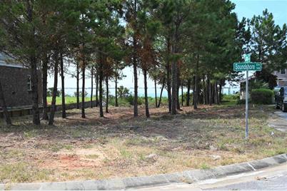 1726 Villa Vizcaya Dr, Navarre, FL 32566 - Photo 6