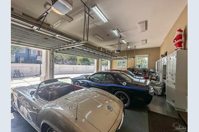 2008 E Gadsden St, Pensacola, FL 32501 - Photo 38