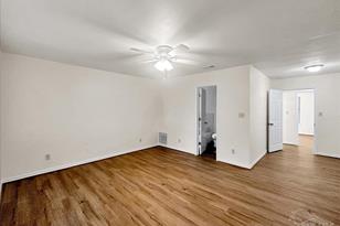 3044 Desert St - Photo 18