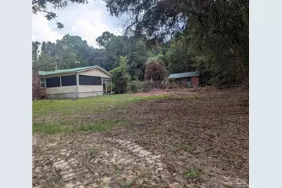 8271 Mobile Hwy, Pensacola, FL 32526 - Photo 18