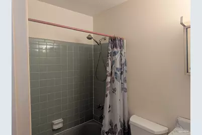 8271 Mobile Hwy, Pensacola, FL 32526 - Photo 32