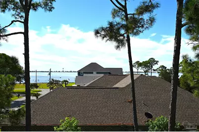 1783 Thresher Dr, Navarre, FL 32566 - Photo 20