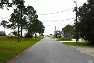 1783 Thresher Dr, Navarre, FL 32566 - Photo 30