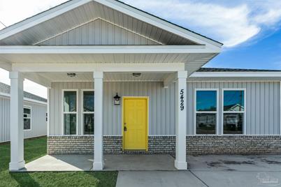 5429 Statler Ave, Pensacola, FL 32507 - Photo 1